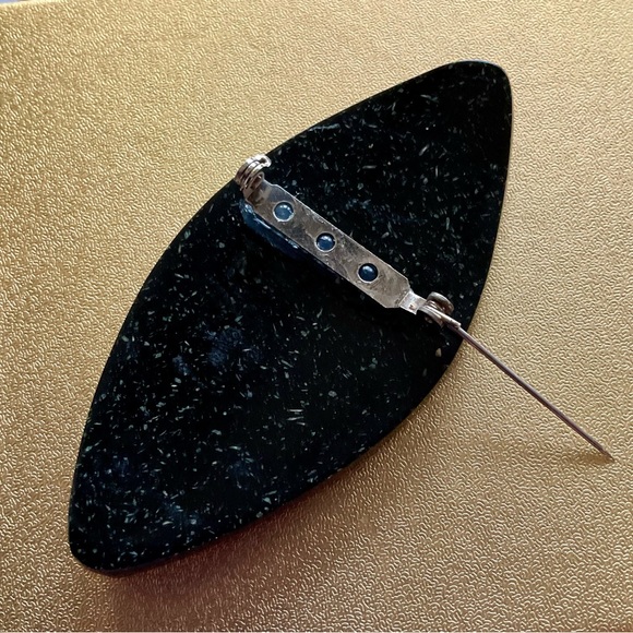 Vintage Hand painted African style wood pin 80’s - Picture 5 of 6